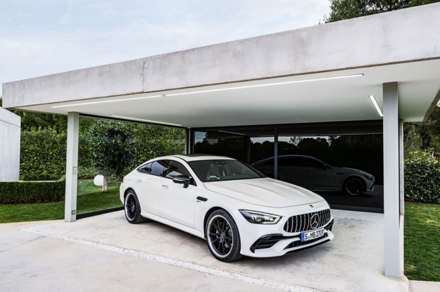 Mercedes-Amg Gt 4-Door Coupe photo 24