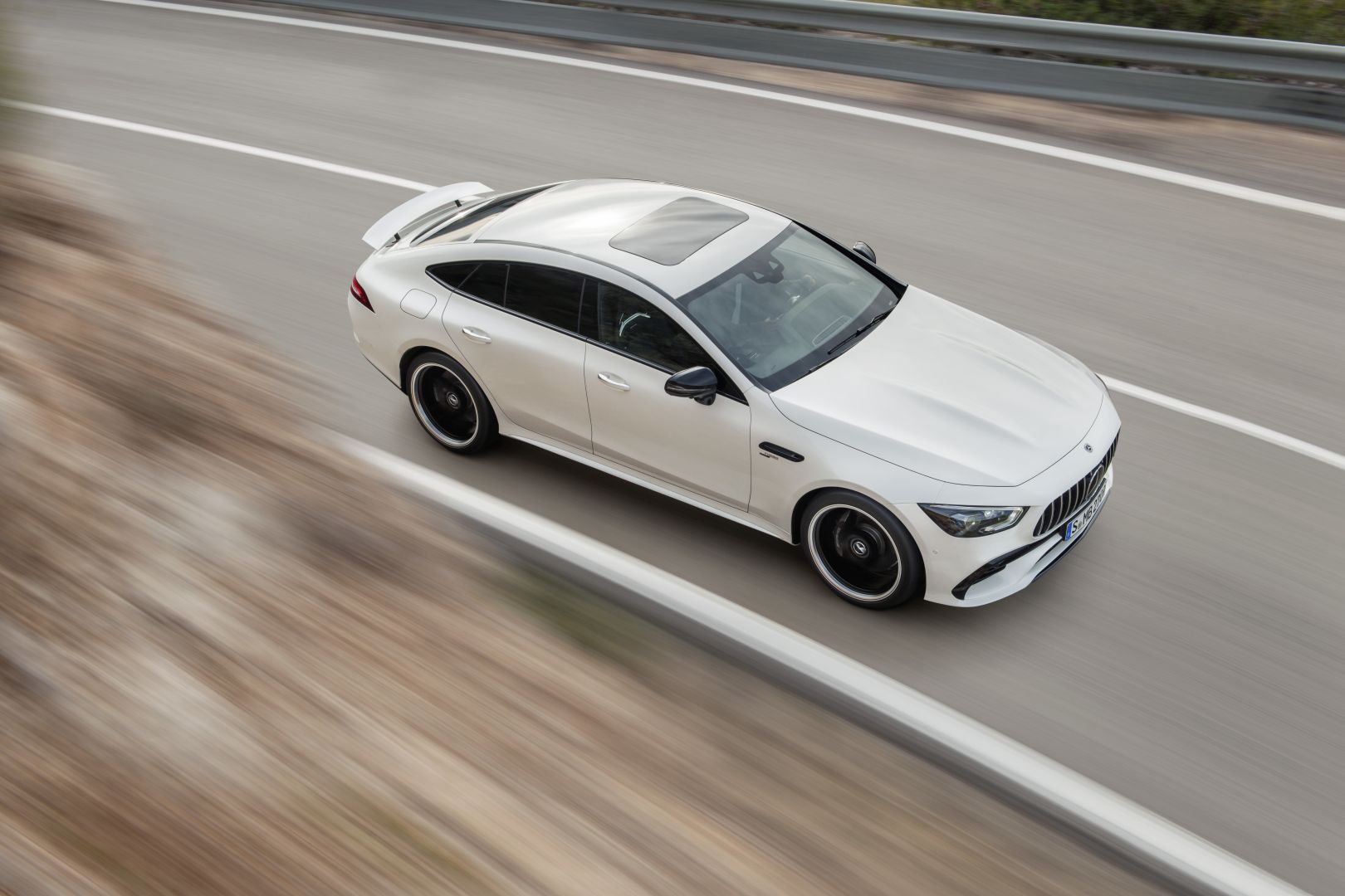 Mercedes-Amg Gt 4-Door Coupe photo 9