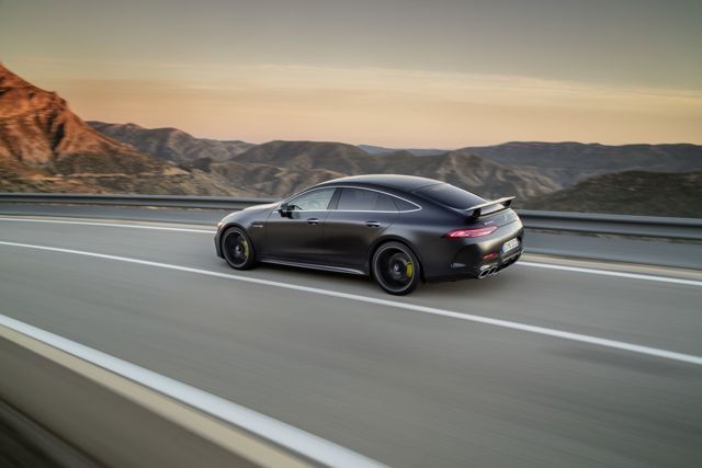 Mercedes-Amg Gt 4-Door Coupe photo 2