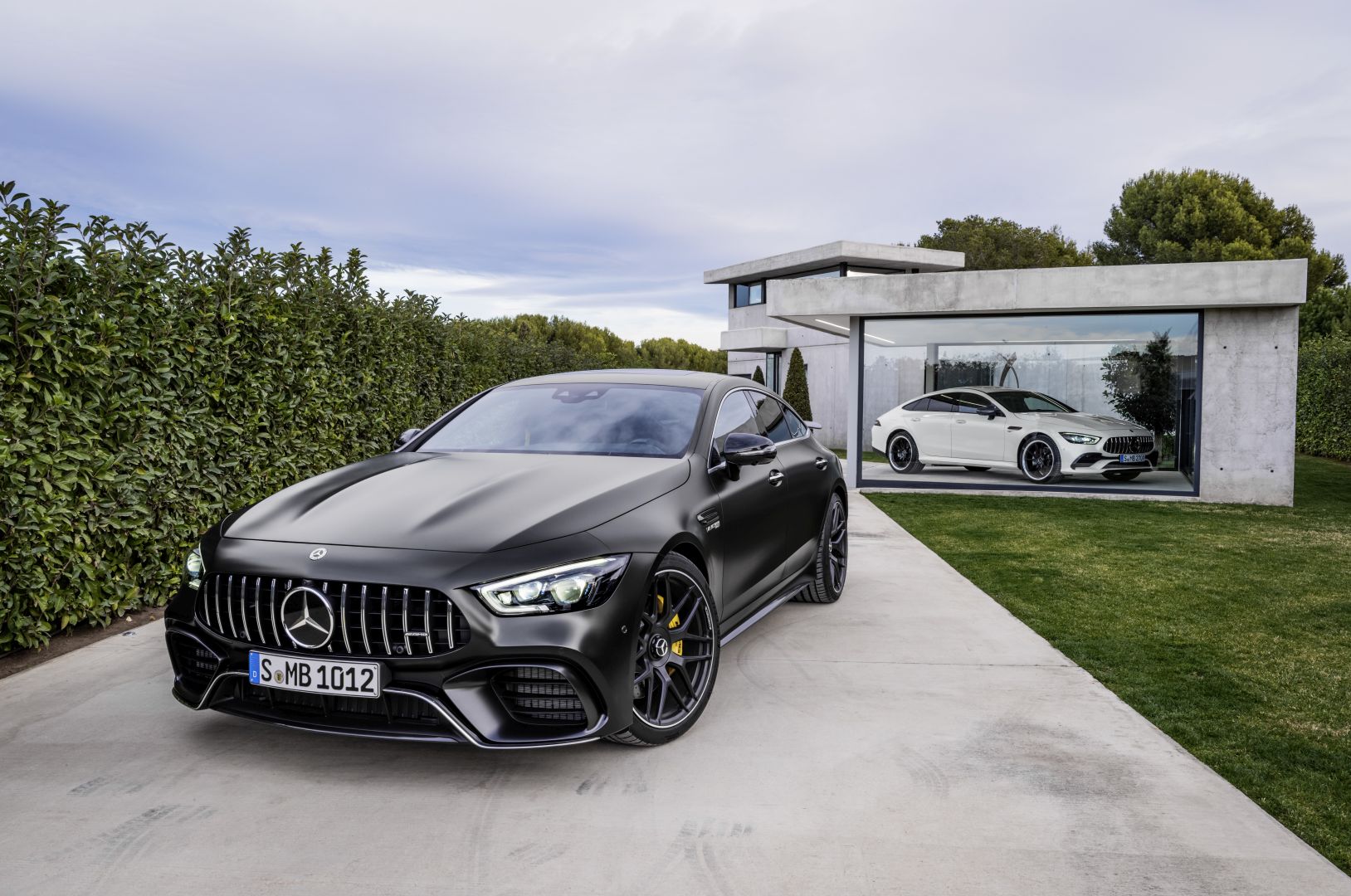 Mercedes-Amg Gt 4-Door Coupe photo 32
