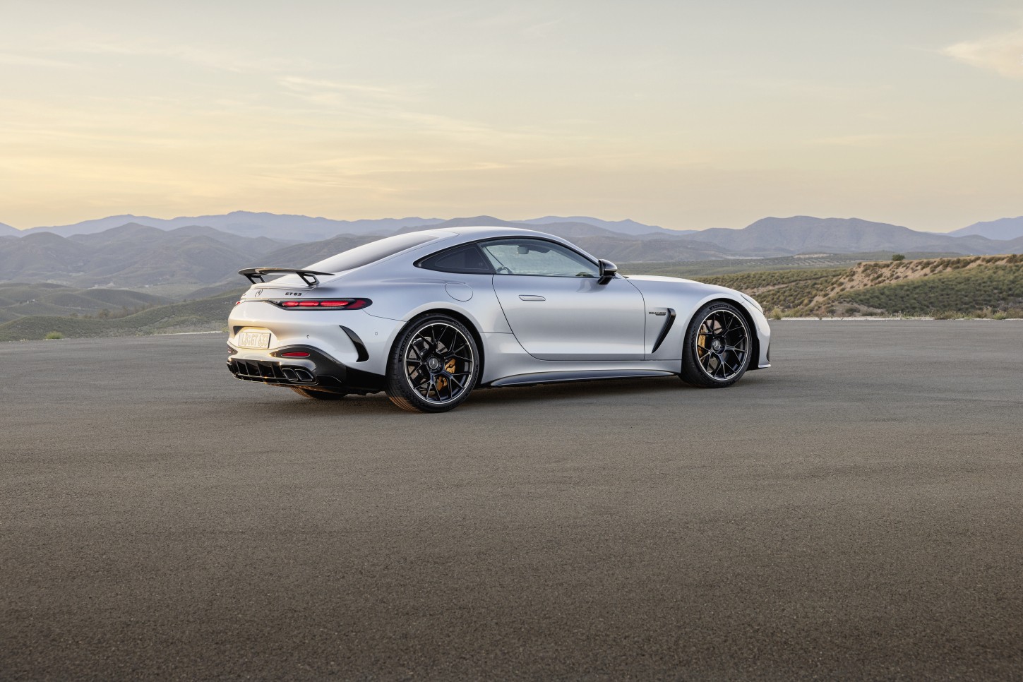 Mercedes-Amg Gt Coupe photo 9