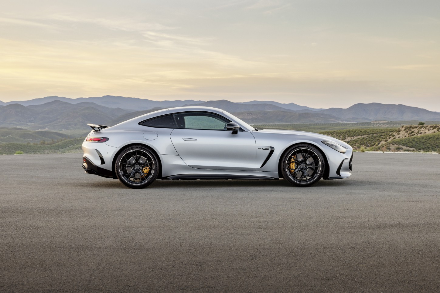 Mercedes-Amg Gt Coupe photo 10