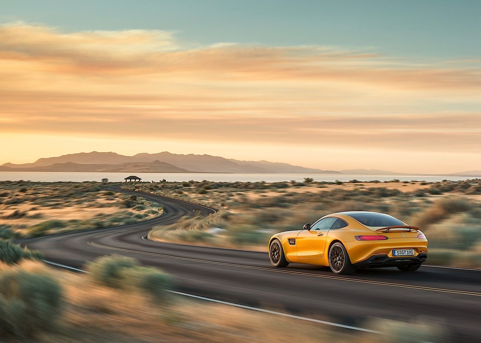 Mercedes-Amg Gt Coupe photo 17