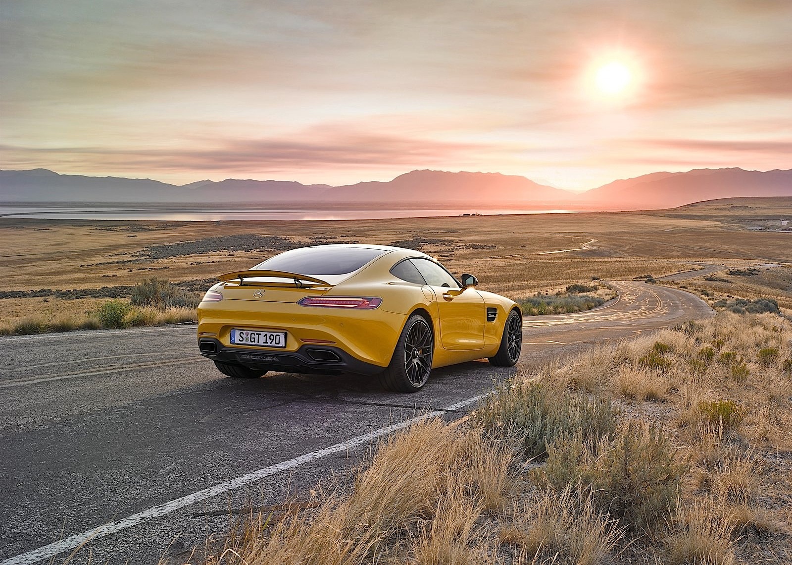 Mercedes-Amg Gt Coupe photo 18