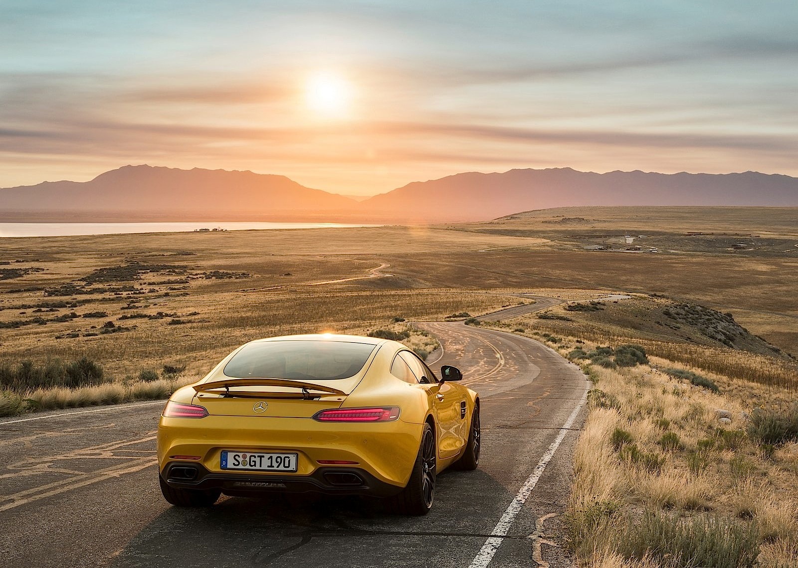 Mercedes-Amg Gt Coupe photo 19