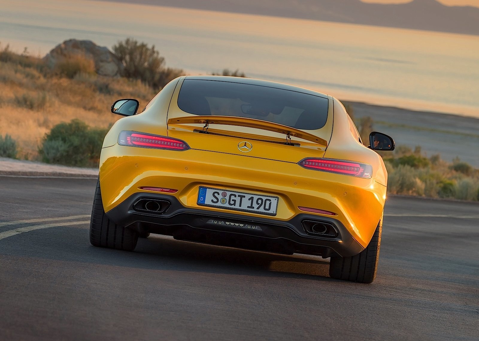 Mercedes-Amg Gt Coupe photo 24