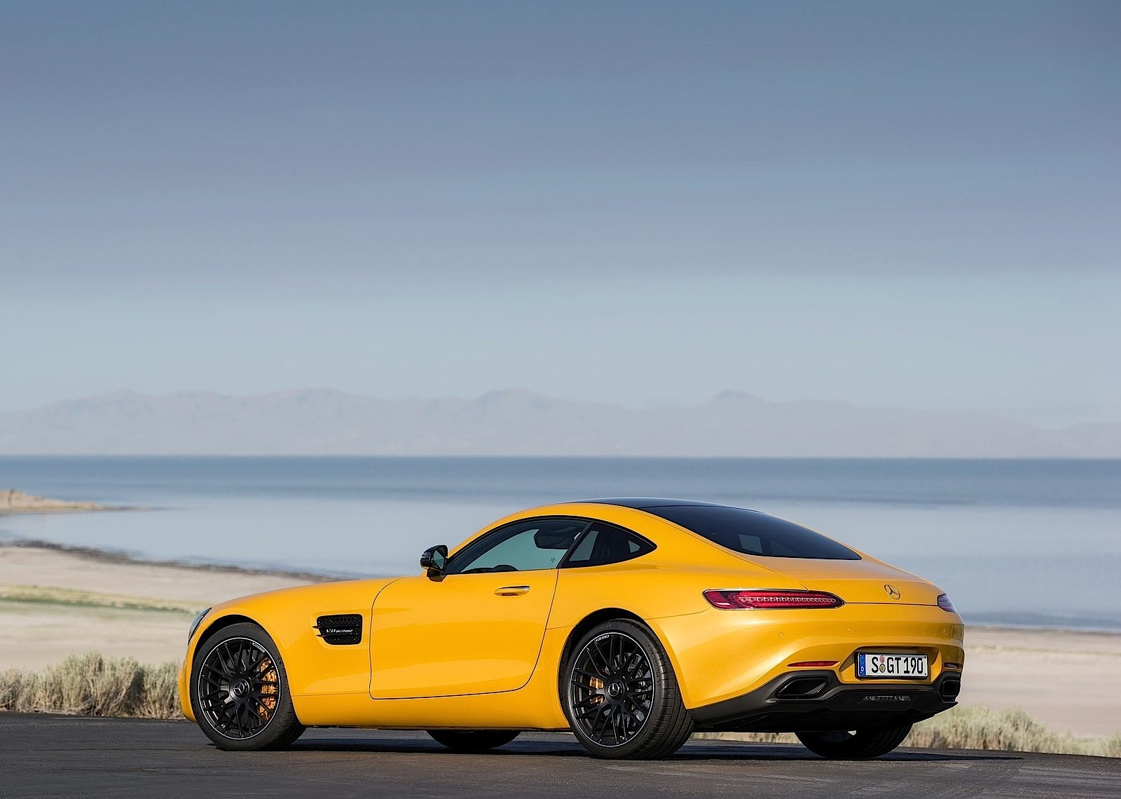 Mercedes-Amg Gt Coupe photo 56