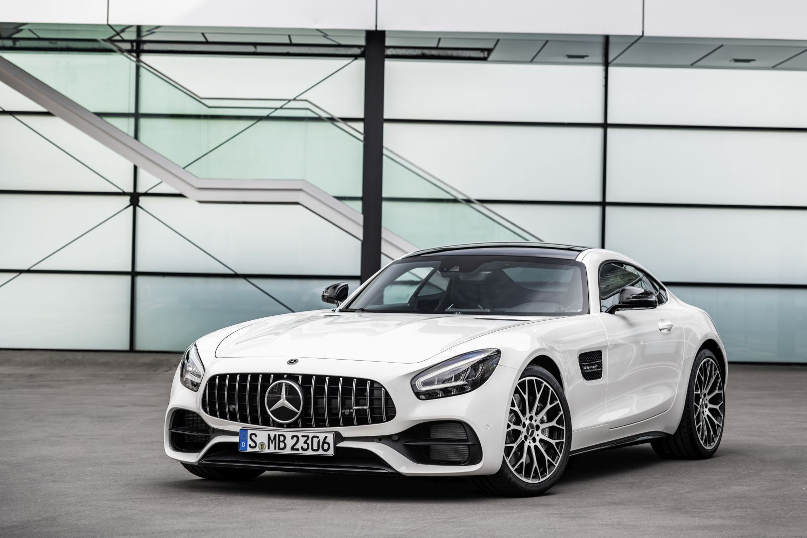 Mercedes-Amg Gt Coupe photo 4