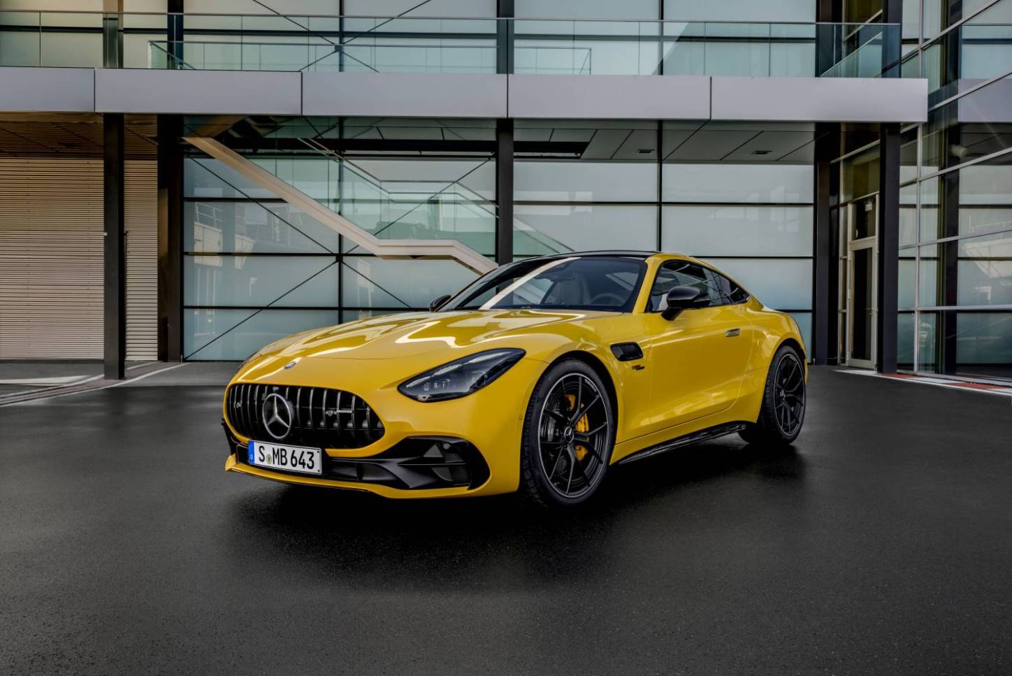 Mercedes-Amg Gt Coupe photo 16