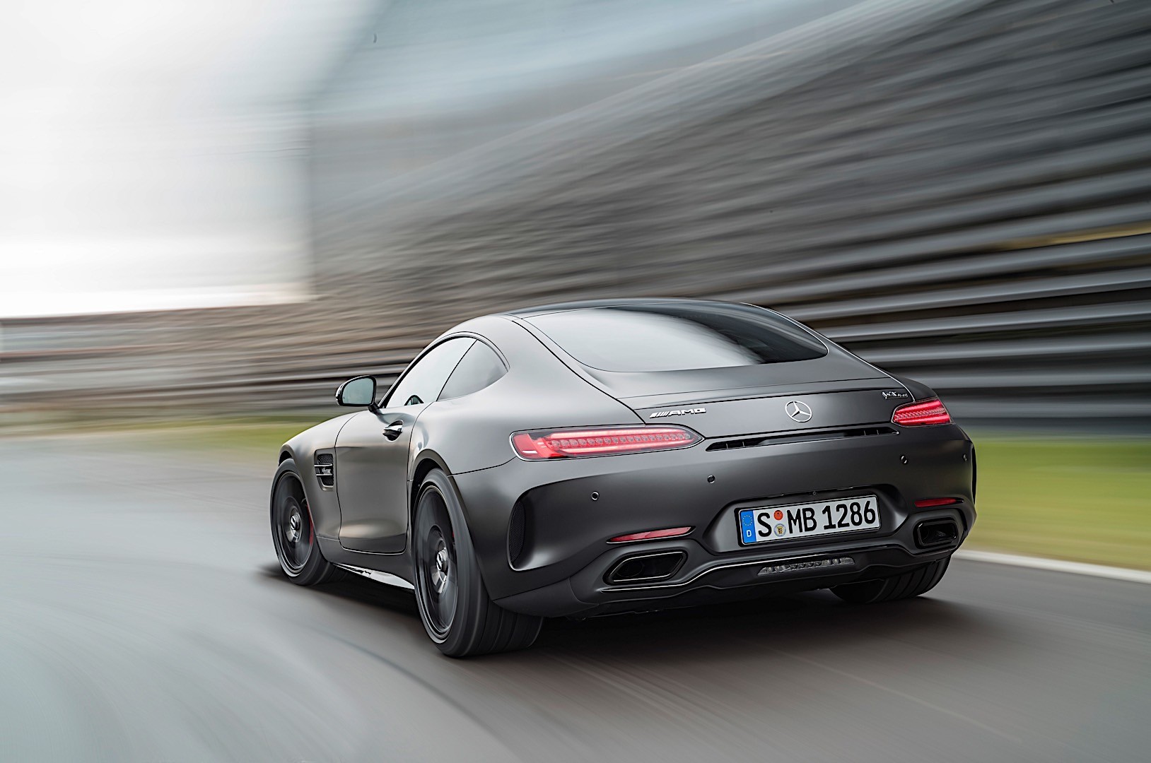 Mercedes-Amg Gt Coupe photo 7