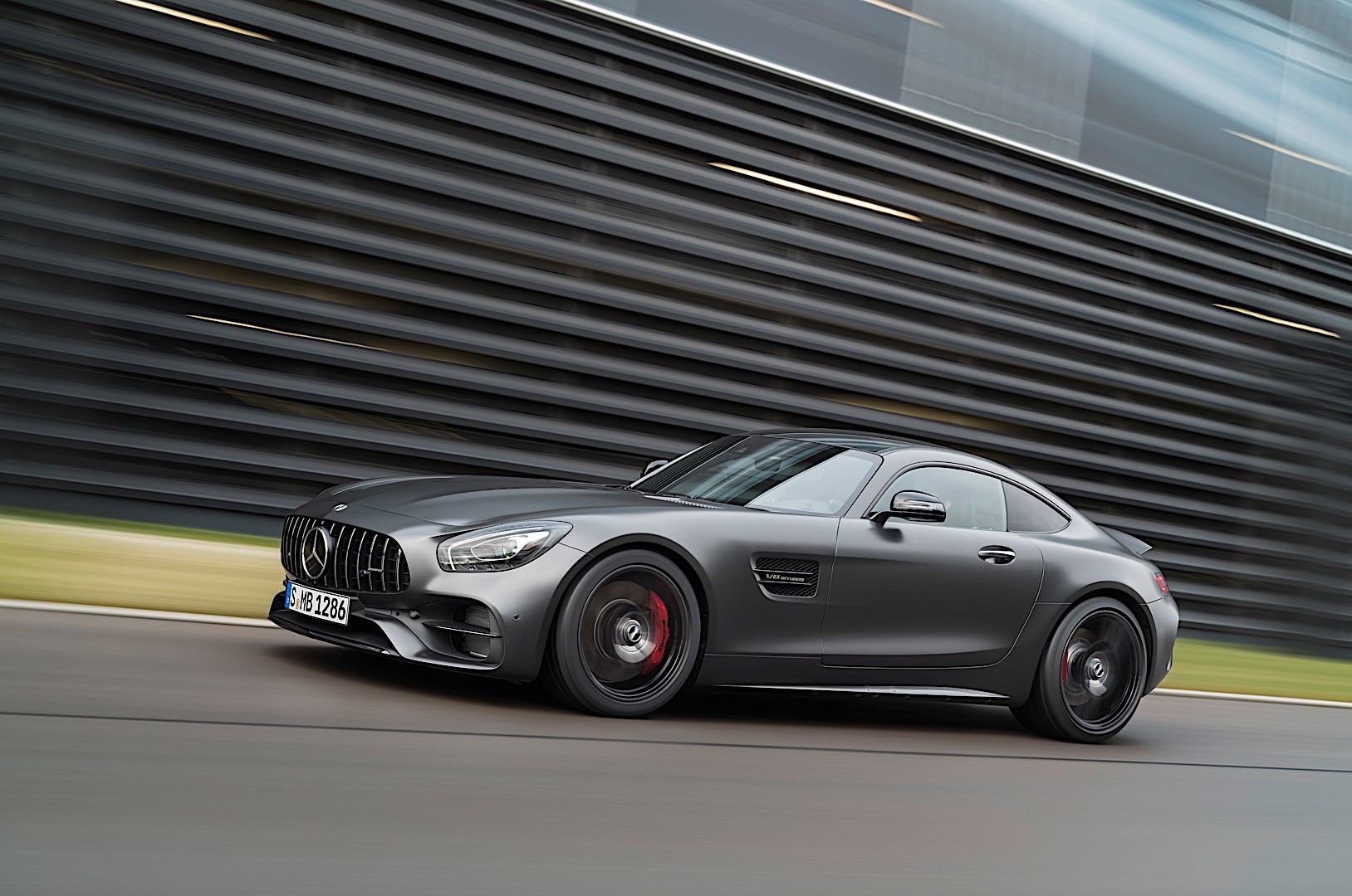 Mercedes-Amg Gt Coupe photo 8