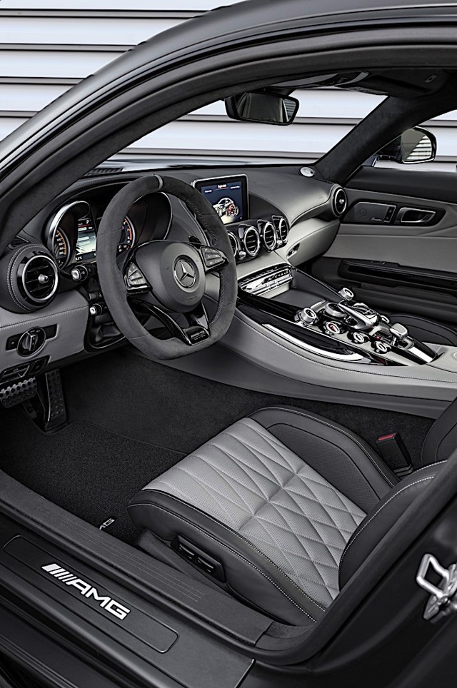 Mercedes-Amg Gt Coupe photo 10