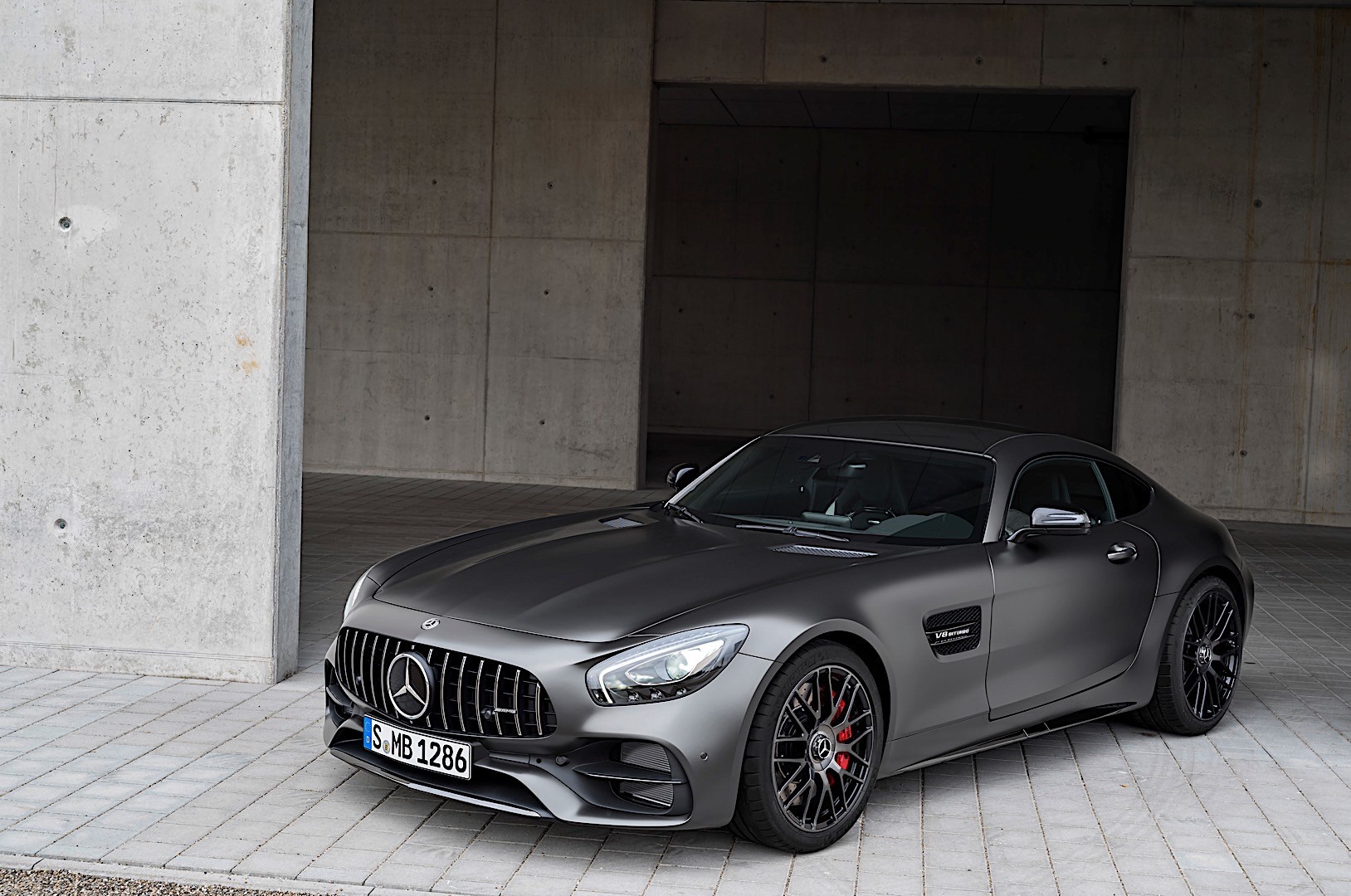 Mercedes-Amg Gt Coupe photo 5