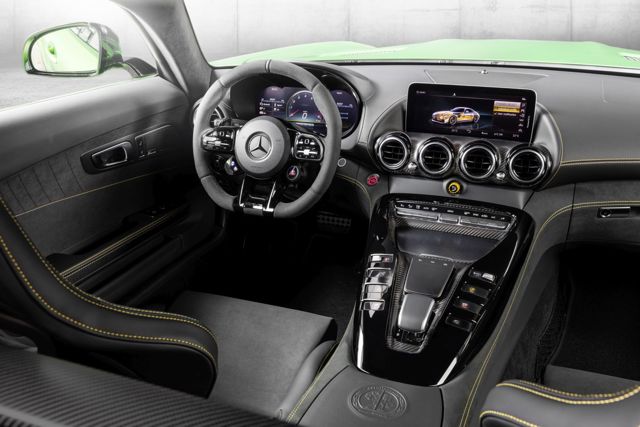 Mercedes-Amg Gt Coupe photo 13