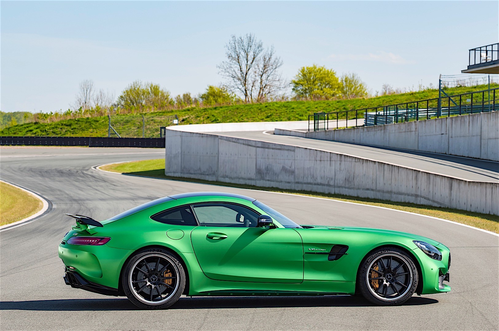 Mercedes-Amg Gt Coupe photo 25