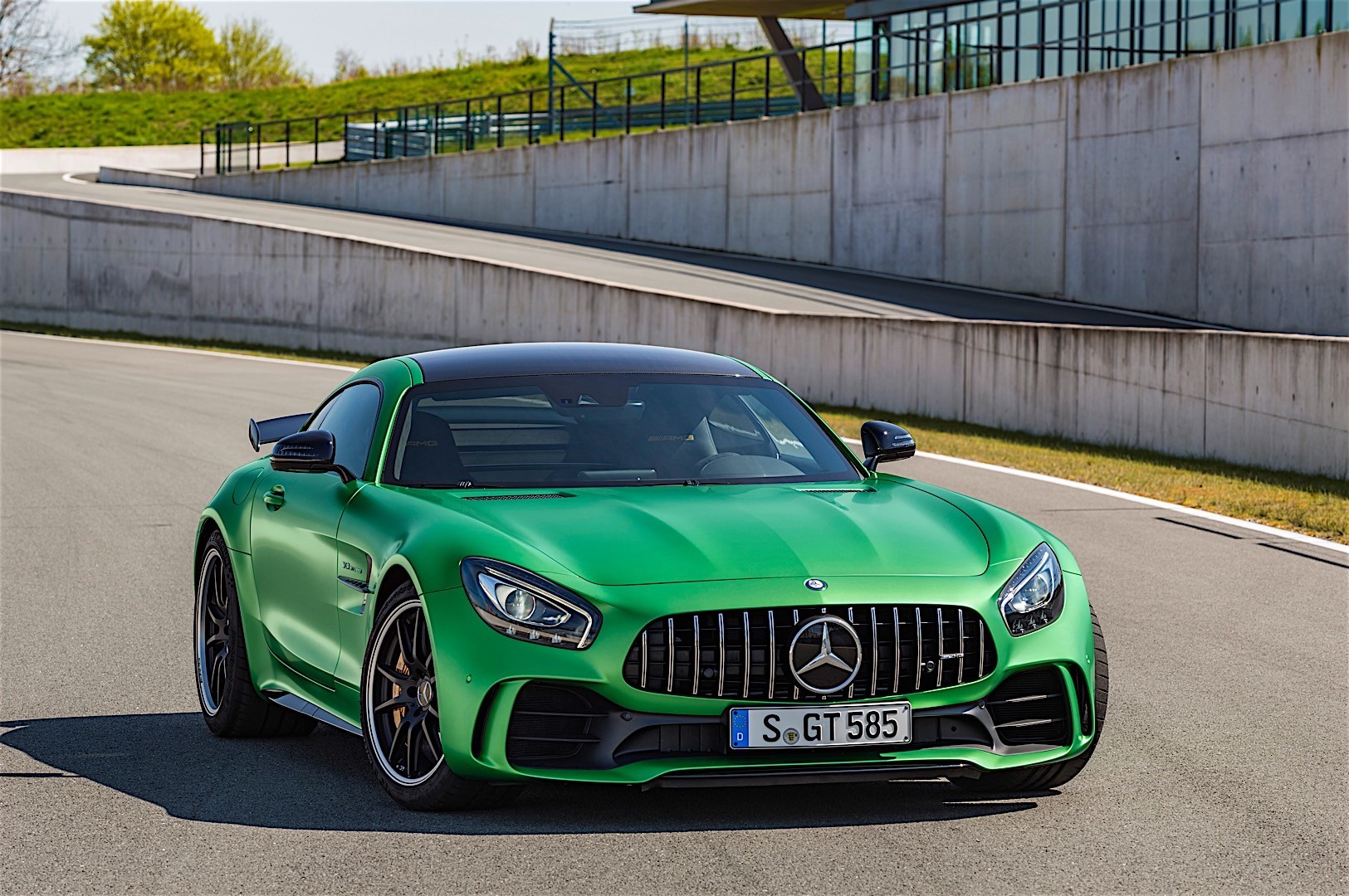 Mercedes-Amg Gt Coupe photo 29