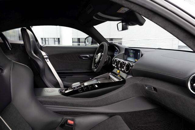 Mercedes-Amg Gt Coupe photo 23