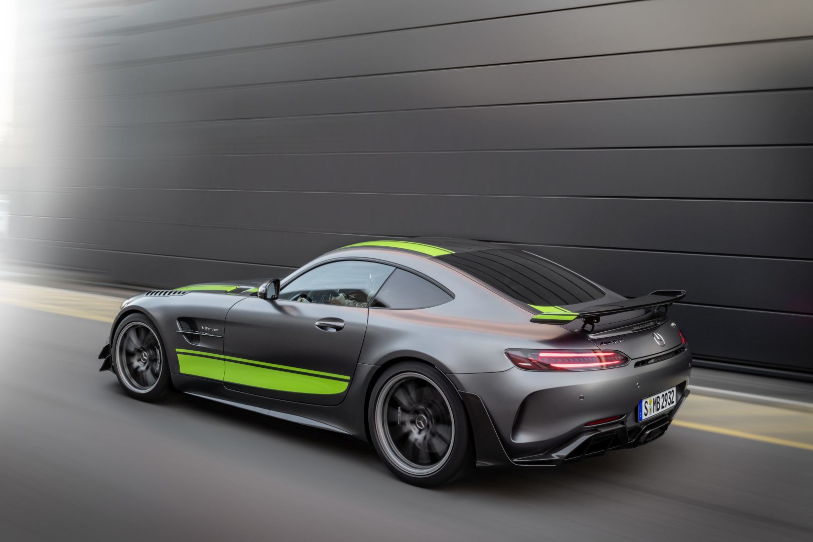 Mercedes-Amg Gt Coupe photo 8