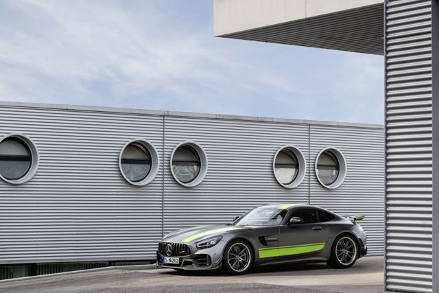 Mercedes-Amg Gt Coupe photo 13