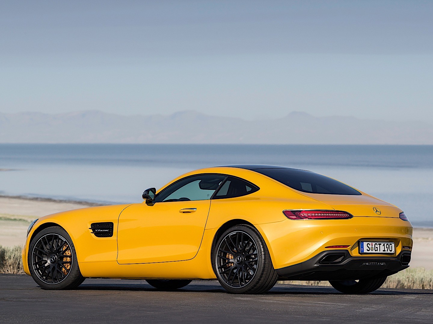 Mercedes-Amg Gt Coupe photo 3