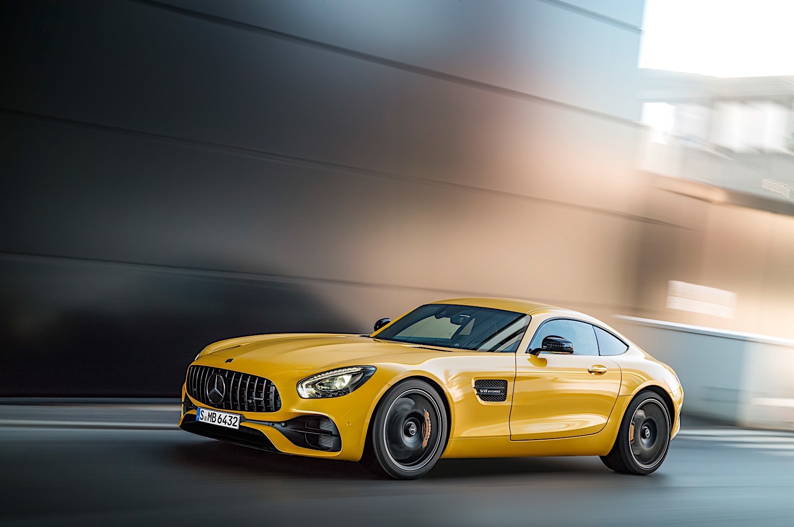 Mercedes-Amg Gt Coupe photo 2