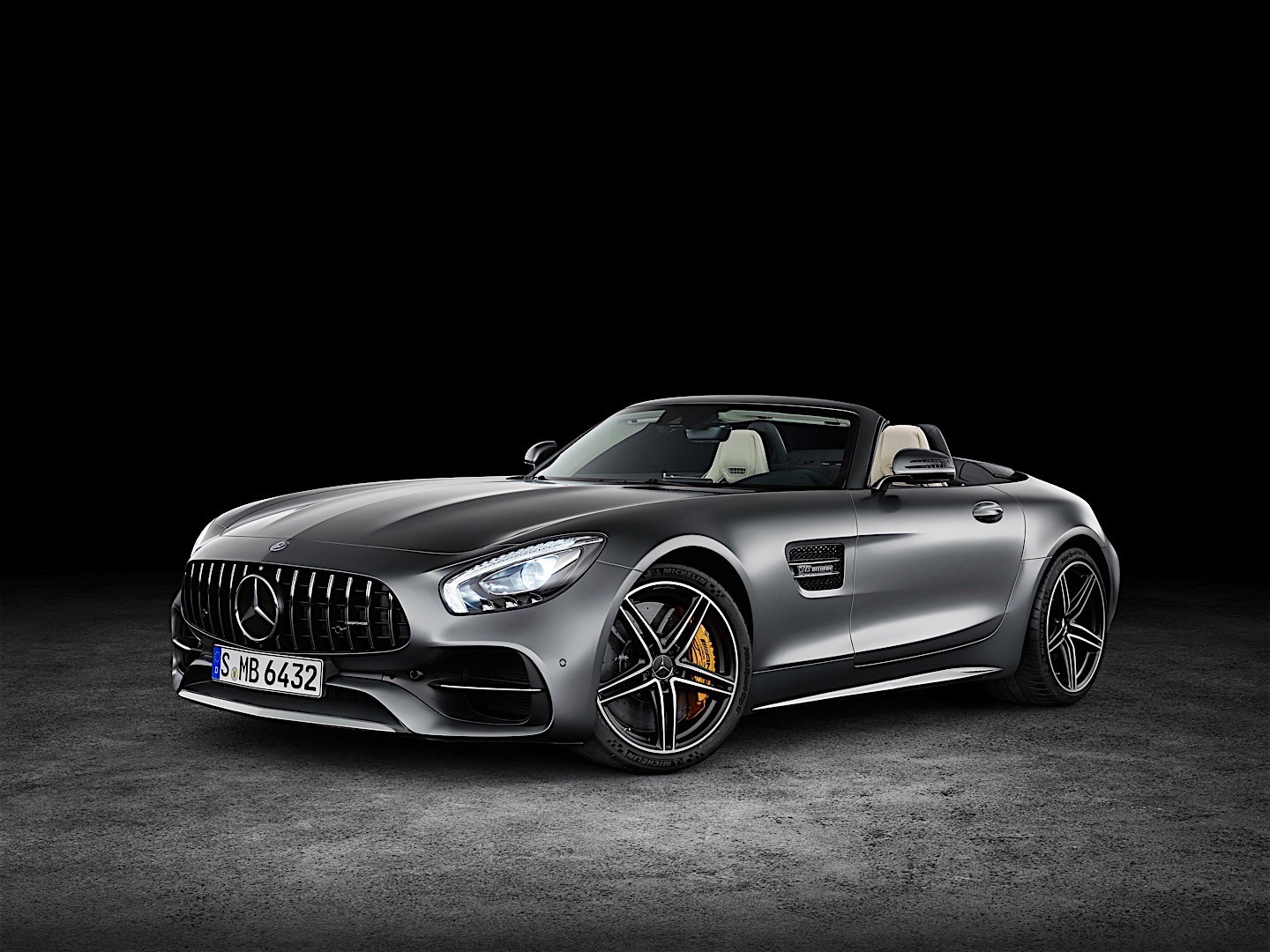 Mercedes-Amg Gt Roadster photo 12