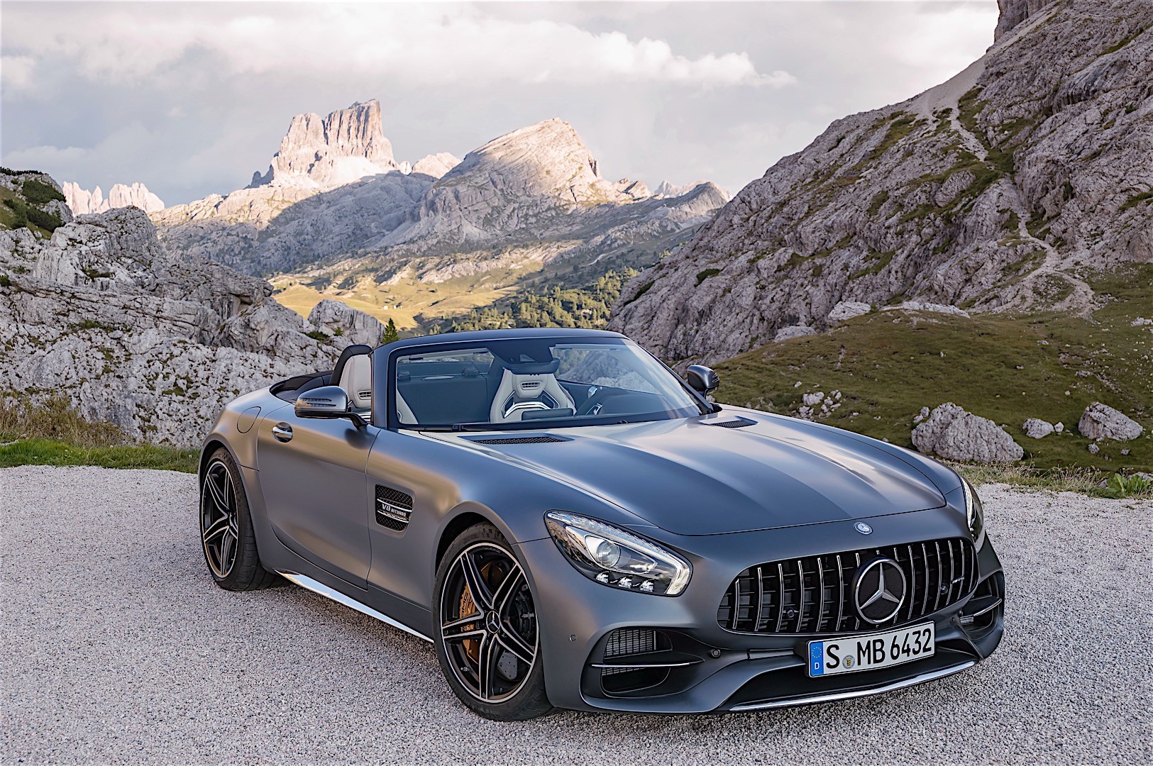 Mercedes-Amg Gt Roadster photo 14
