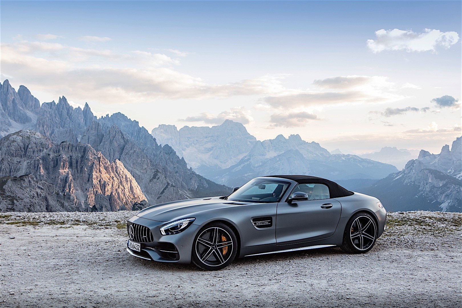Mercedes-Amg Gt Roadster photo 17