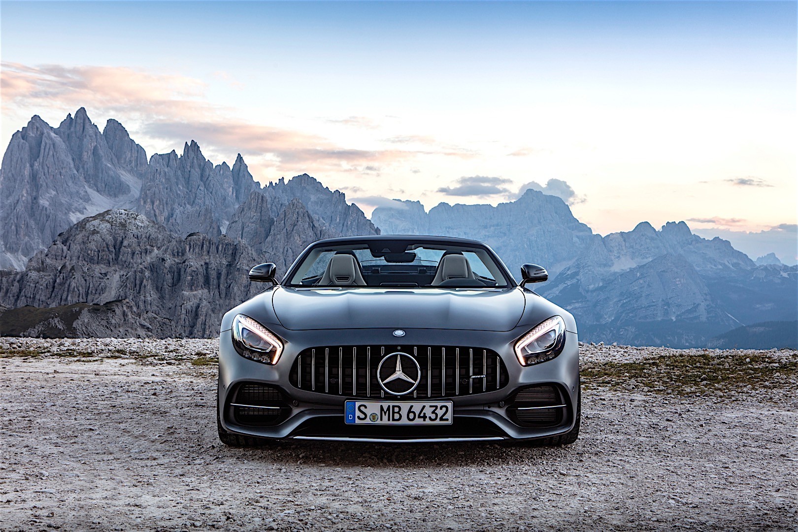 Mercedes-Amg Gt Roadster photo 18