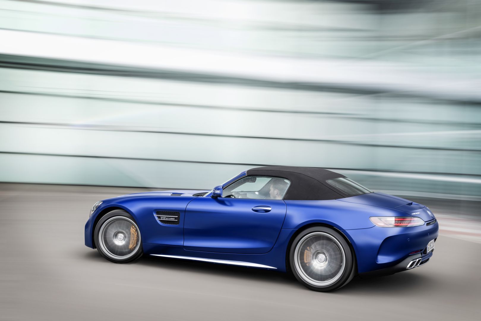 Mercedes-Amg Gt Roadster photo 2