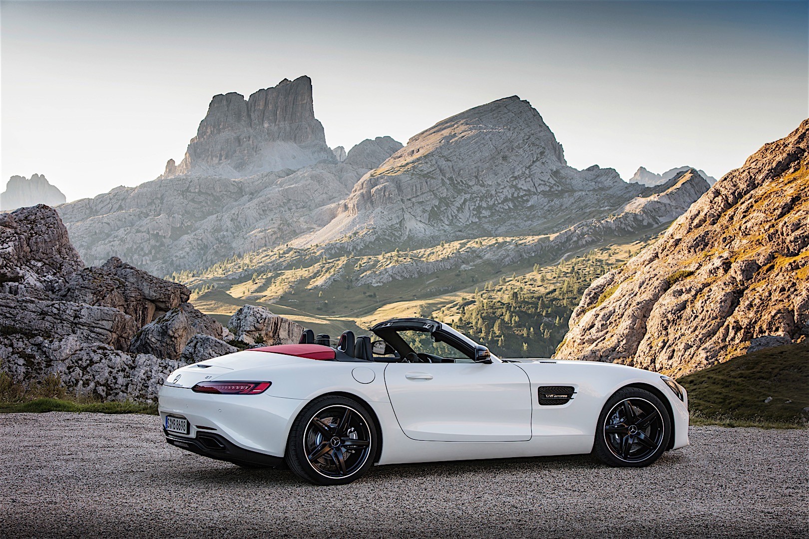 Mercedes-Amg Gt Roadster photo 3