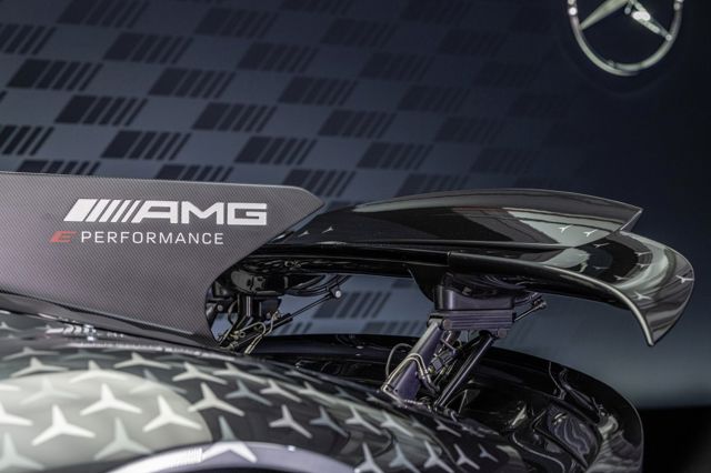 Mercedes-Amg One photo 40