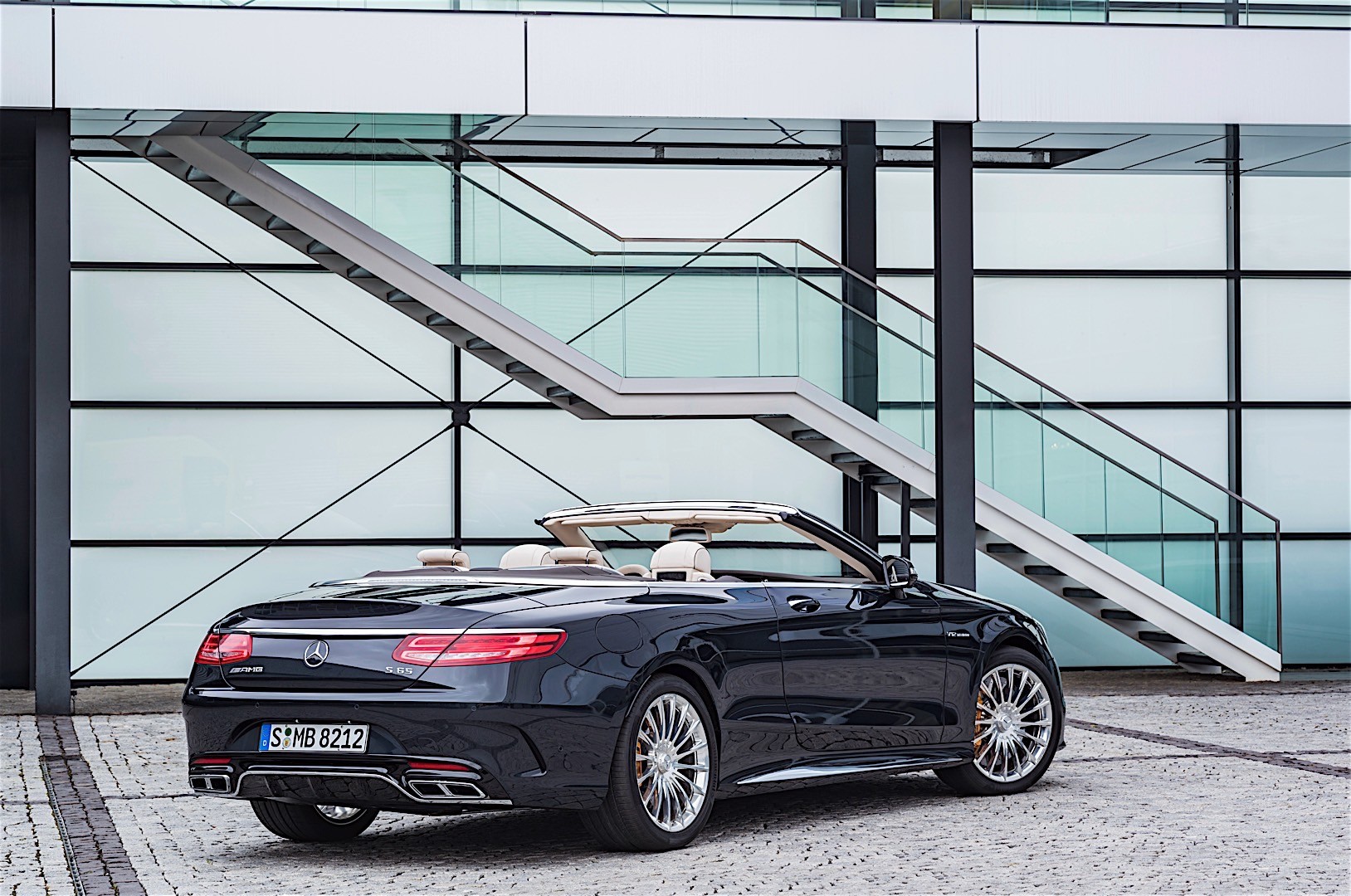 Mercedes-Amg S-Class Cabriolet photo 9
