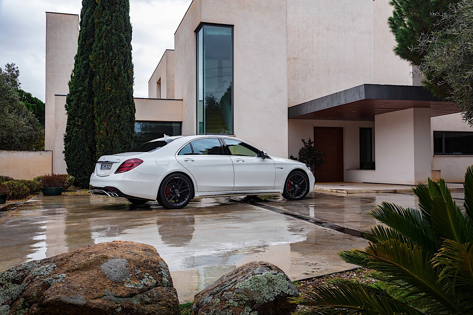 Mercedes-Amg S-Class photo 5