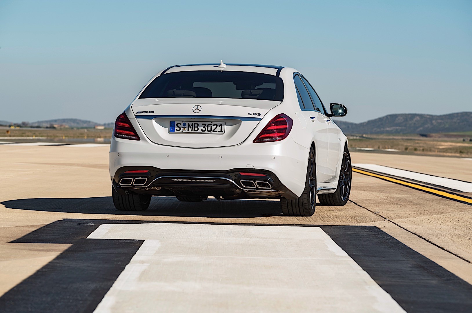 Mercedes-Amg S-Class photo 20
