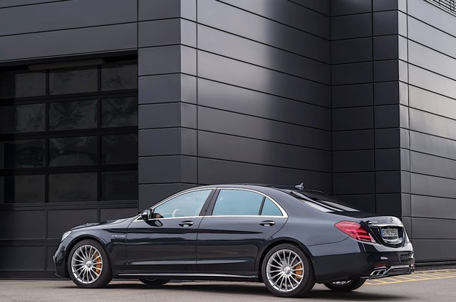 Mercedes-Amg S-Class photo 2