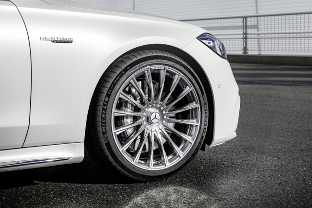 Mercedes-Amg S-Class photo 22