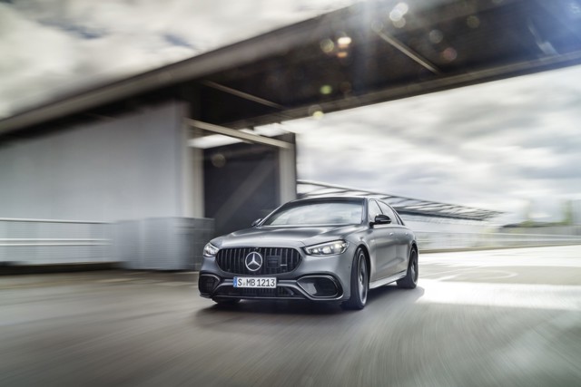 Mercedes-Amg S-Class photo 25