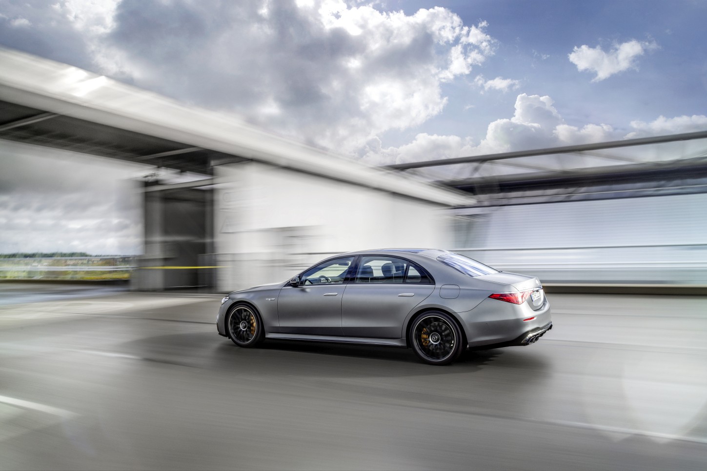 Mercedes-Amg S-Class photo 27