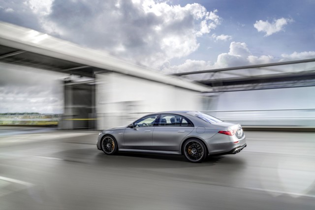 Mercedes-Amg S-Class photo 27