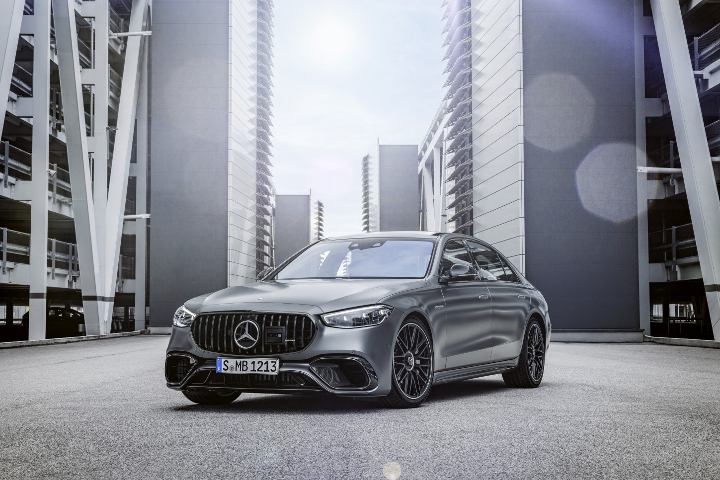 Mercedes-Amg S-Class photo 37