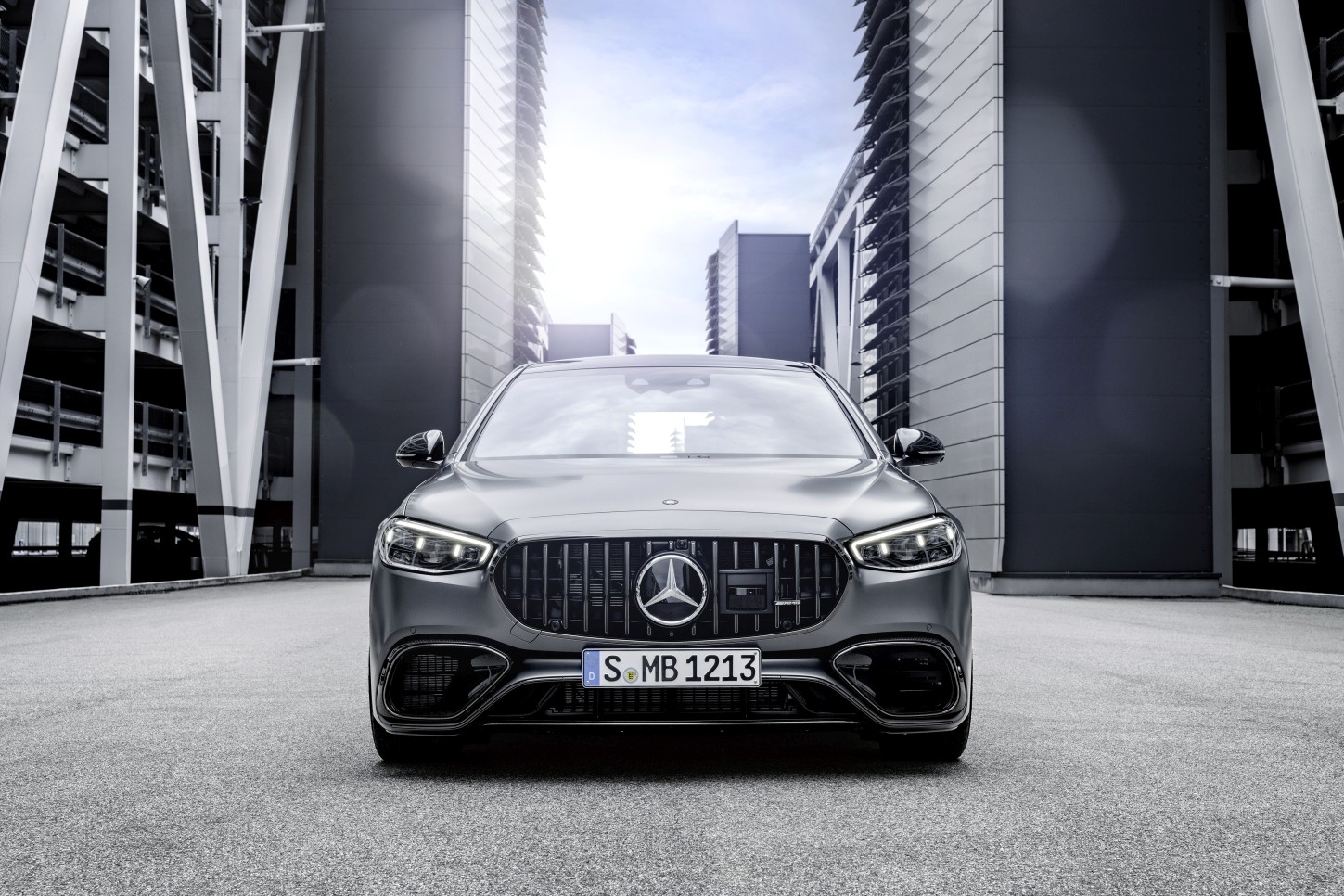 Mercedes-Amg S-Class photo 39