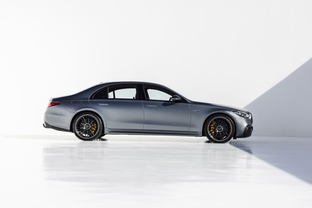 Mercedes-Amg S-Class photo 45
