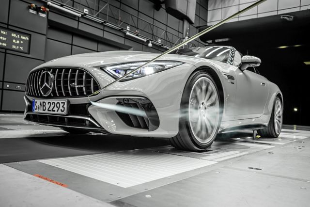 Mercedes-Amg Sl-Class photo 111