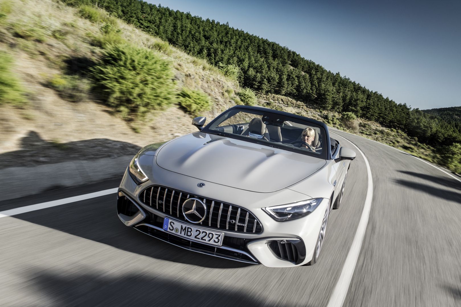 Mercedes-Amg Sl-Class photo 7