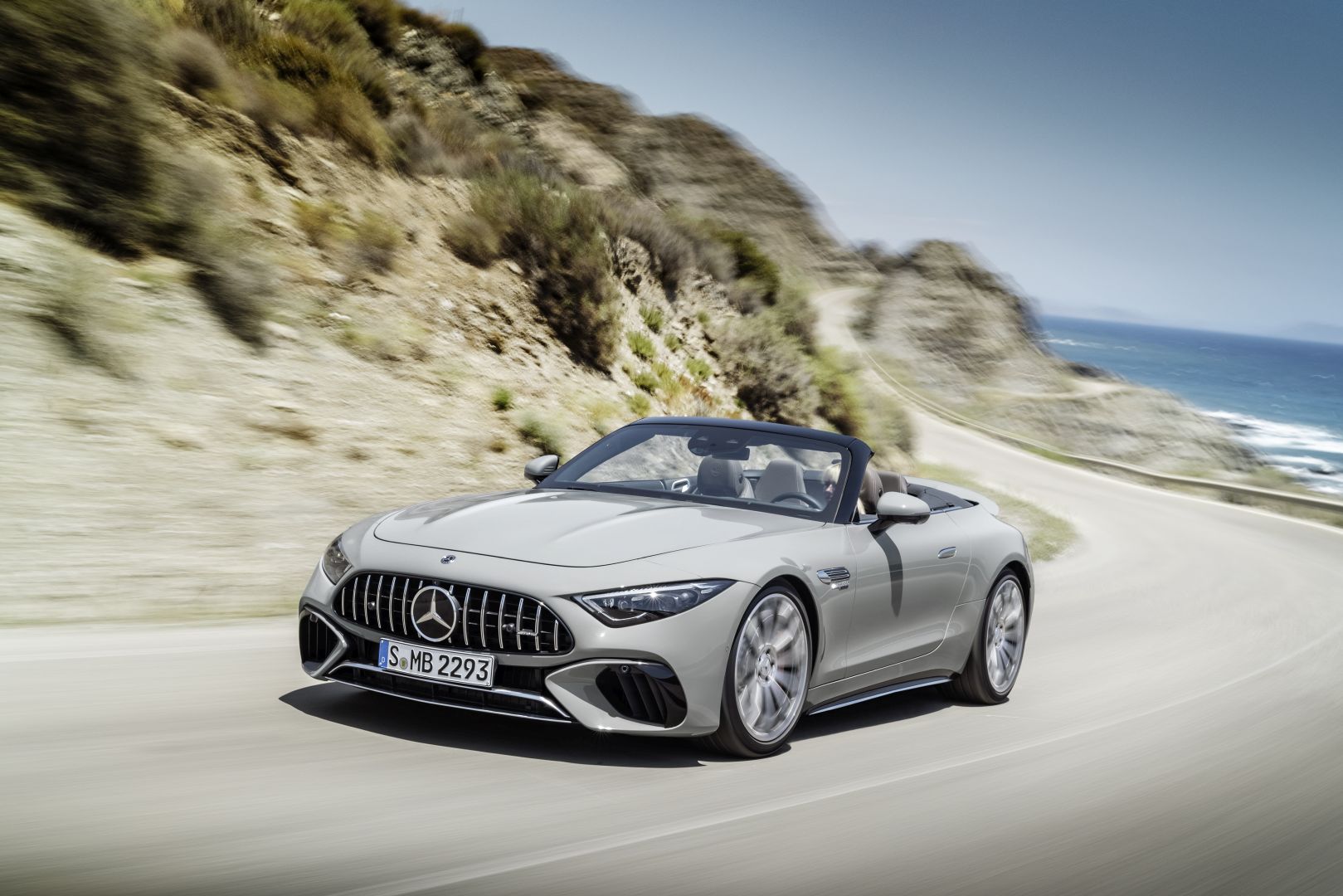 Mercedes-Amg Sl-Class photo 13