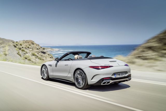 Mercedes-Amg Sl-Class photo 16