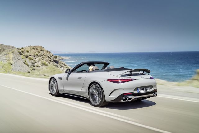 Mercedes-Amg Sl-Class photo 17