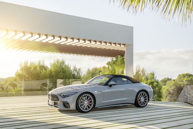 Mercedes-Amg Sl-Class photo 25