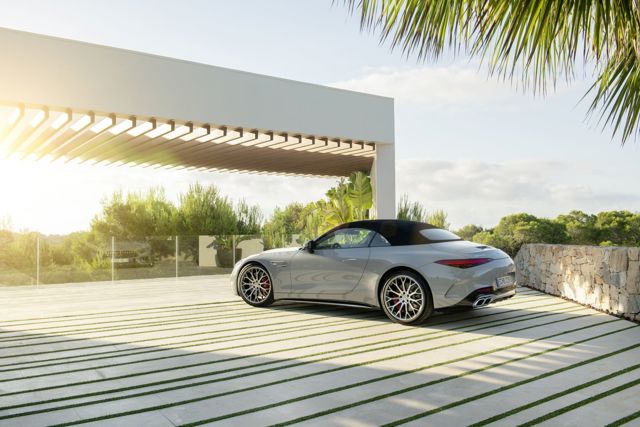 Mercedes-Amg Sl-Class photo 27